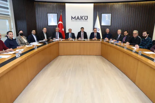 Üniversite–Sektör iş birliğini güçlendirme toplantısı Rektör Prof. Dr. Hüseyin Dalgar başkanlığında gerçekleştirildi