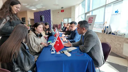 At MAKÜ, students met with the industry during Tourism Career Days