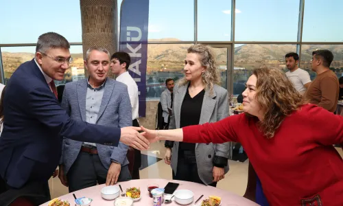 The MAKÜ Family gathered at the iftar table