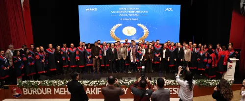A ceremony for wearing gowns and academic performance was held on the 20th anniversary of MAKÜ.