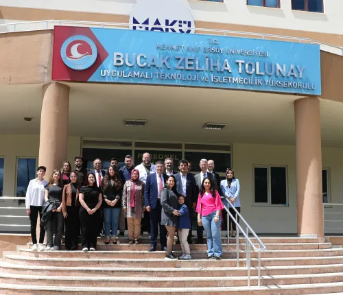 MAKÜ Zeliha Tolunay Yüksekokulu graduates gathered under the same roof