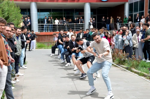 Veteriner Hekimler Günü MAKÜ’de Şenlik Havasında Kutlandı