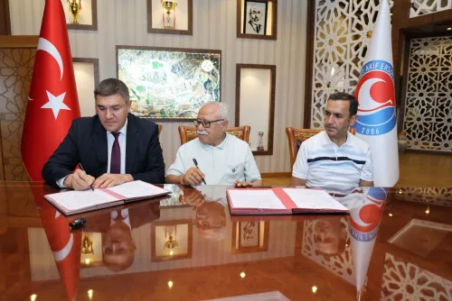 MAKÜ ile Mehmet Cadıl Anadolu Lisesi arasında eğitim iş birliği protokolü imzalandı